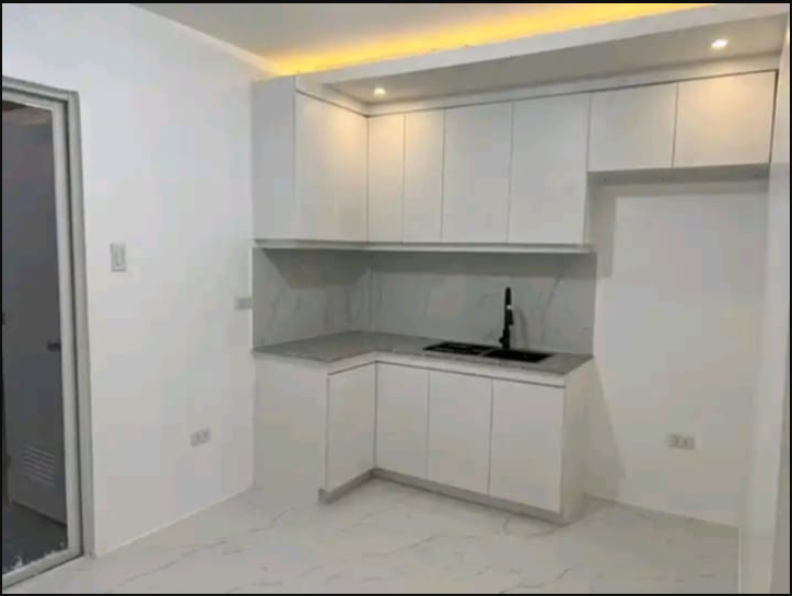3BR RFO NO DOWNPAYMENT Townhouse for sale near Robinsons Antipolo Rizal - Media Image Asset Panel Sub-No 6