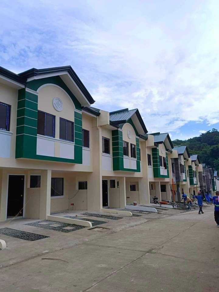 3 - 4BR House and lot For Sale in near SM Masinag Mayamot Antipolo Rizal - Media Image Asset Panel Sub-No 4