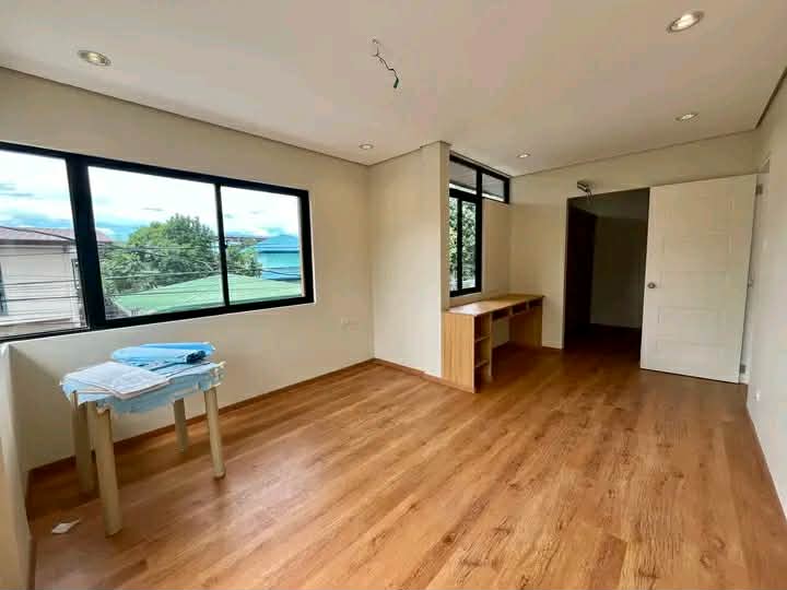 4BR HOUSE FOR SALE IN STO. NINIO MARIKINA READY FOR OCCUPANCY AND PRE SELLING - Media Image Asset Panel Sub-No 11