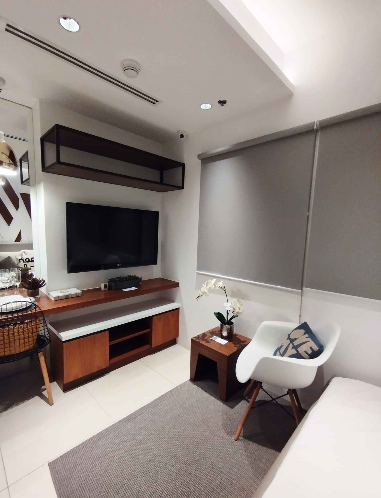 Studio, 1BR, 2BR & 3BR Pre Selling Condominium Units along Felix Ave. Cainta Rizal - Media Image Asset Panel Sub-No 9