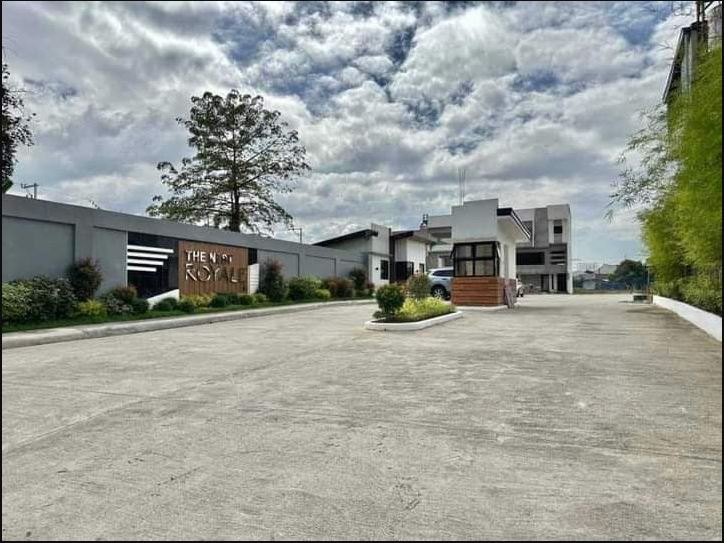 4-5BR Pre selling Single Attached House near Sta. Lucia Mall & LRT Station Cainta Rizal - Media Image Asset Panel Sub-No 14