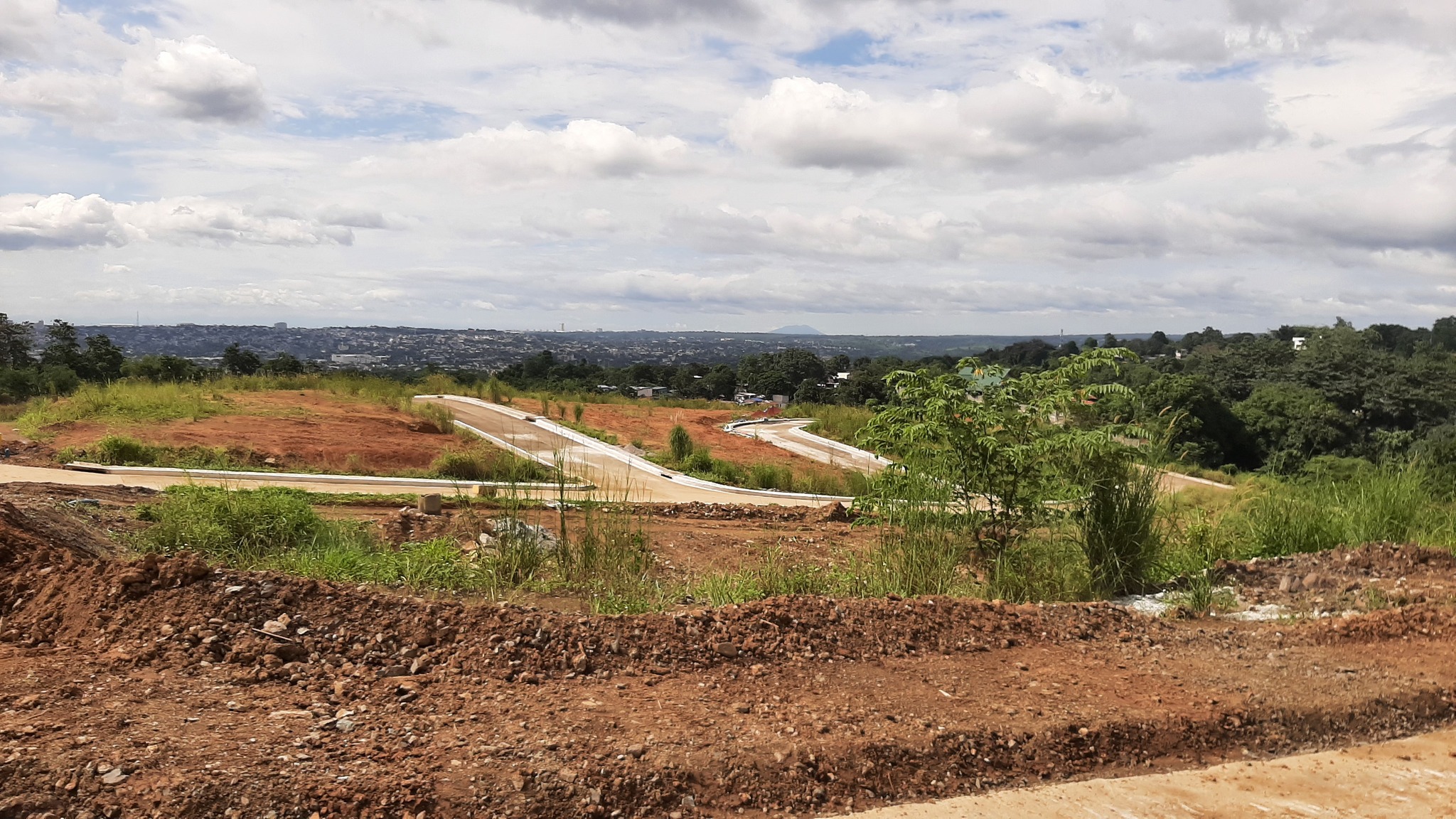 OVERLOOKING LOT FOR SALE NEAR SM SAN MATEO RIZAL - Media Image Asset Panel Sub-No 7