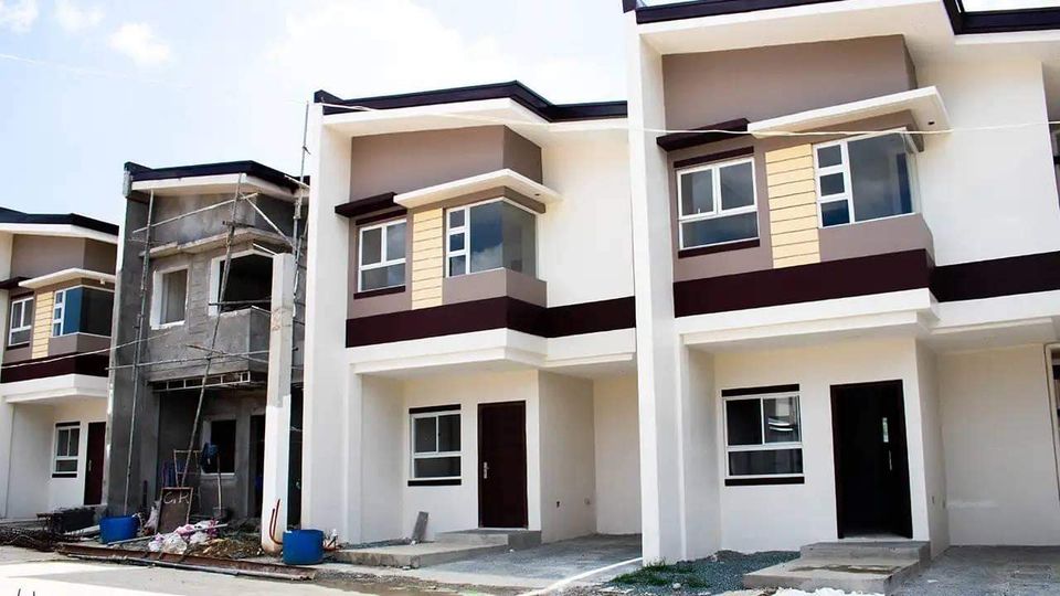 3BR Single Attached House and lot for sale in Meadow Heights Batasan Hills Quezon City - Primary Display View Frame Location in Quezon City, Metro Manila