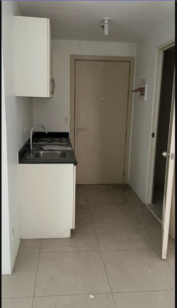Foreclosed Property for sale in JAZZ RESIDENCES TOWER B, BEL-AIR, MAKATI CITY - Media Image Asset Panel Sub-No 8