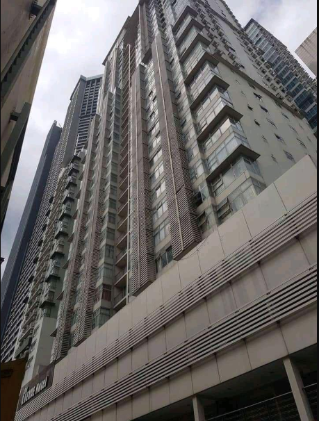 Foreclosed Property for sale in THE SERENITY TOWER, SALAMANCA ST., POBLACION, MAKATI CITY - Media Image Asset Panel Sub-No 3