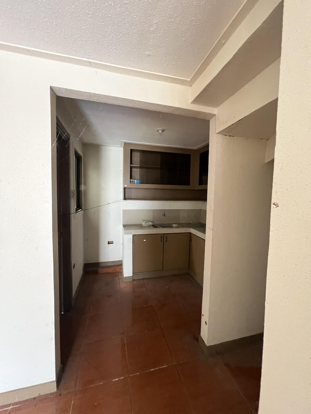 Foreclosed  House & Lot For Sale in Caloocan City, Metro Manila - Media Image Asset Panel Sub-No 6