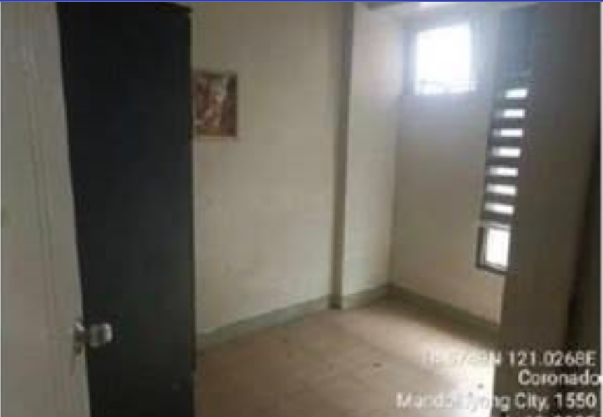 Foreclosed Property for sale in SUNTRUST TREETOP VILLAS - CLUSTER 1,  HULO, MANDALUYONG - Media Image Asset Panel Sub-No 6