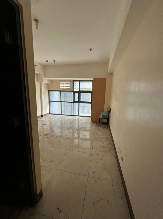 Foreclosed Property for sale in VICEROY-TOWER 3, BRGY. FORT BONIFACIO, MCKINLEY HILL, TAGUIG - Media Image Asset Panel Sub-No 4