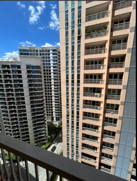Foreclosed Property for sale in THE VENICE LUXURY RESIDENCES TOWER D BRGY. FORT BONIFACIO, TAGUIG - Media Image Asset Panel Sub-No 5
