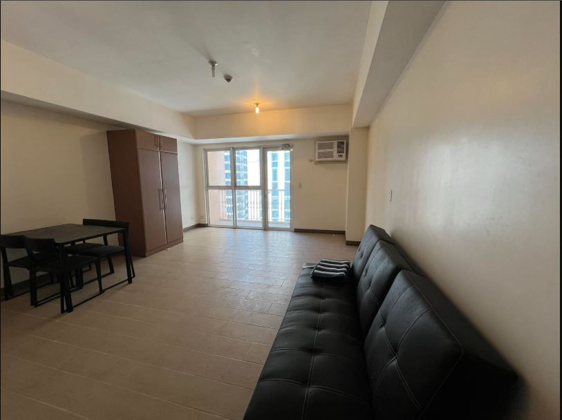 Foreclosed Property for sale in THE VENICE LUXURY RESIDENCES TOWER D BRGY. FORT BONIFACIO, TAGUIG - Media Image Asset Panel Sub-No 7