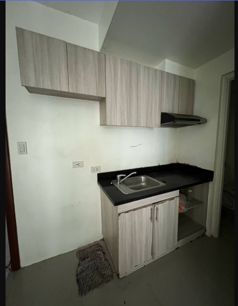 Foreclosed Property for sale in JADE PACIFIC RESIDENCES SAN MARTIN DE PORRES CUBAO, QUEZON CITY - Media Image Asset Panel Sub-No 5