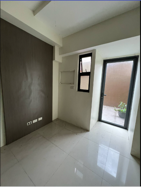 Foreclosed Property for sale in JADE PACIFIC RESIDENCES SAN MARTIN DE PORRES CUBAO, QUEZON CITY - Media Image Asset Panel Sub-No 6