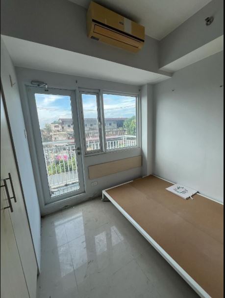 Foreclosed Property for sale in GRASS RESIDENCES - TOWER 2, STO. CRISTO, QUEZON CITY - Media Image Asset Panel Sub-No 6