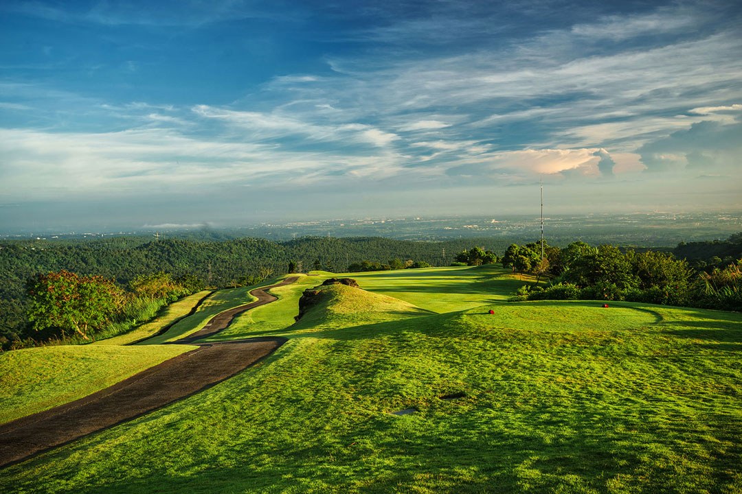 Foreclosed Property for sale in Plantation Hills at Tagaytay Midlands, Brgy. Suplang, Tanauan City, Batangas - Media Image Asset Panel Sub-No 4