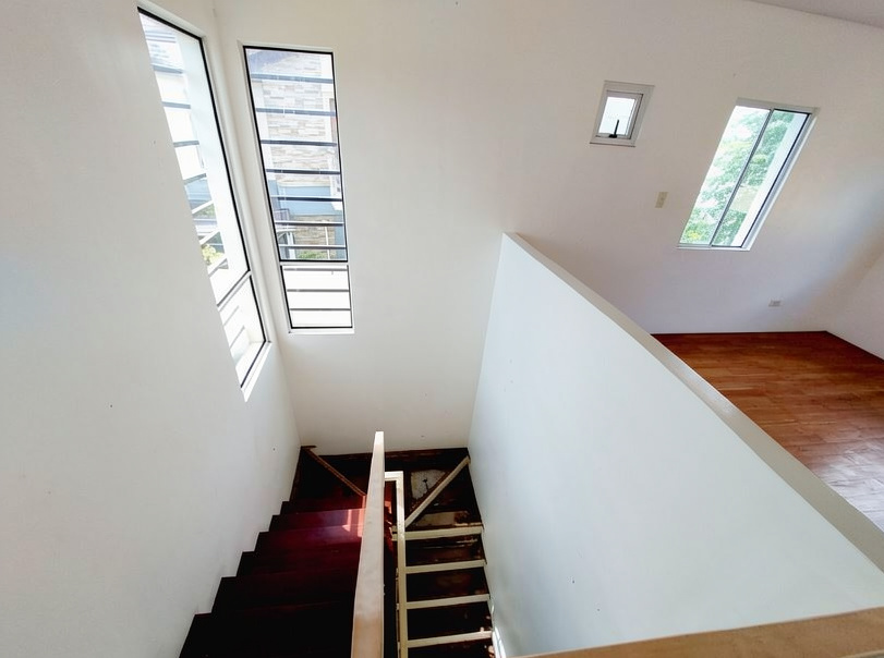 Foreclosed Property for sale in RIDGEVIEW ESTATES, NUVALI, BRGY. CANLUBANG, CALAMBA CITY, LAGUNA - Media Image Asset Panel Sub-No 5