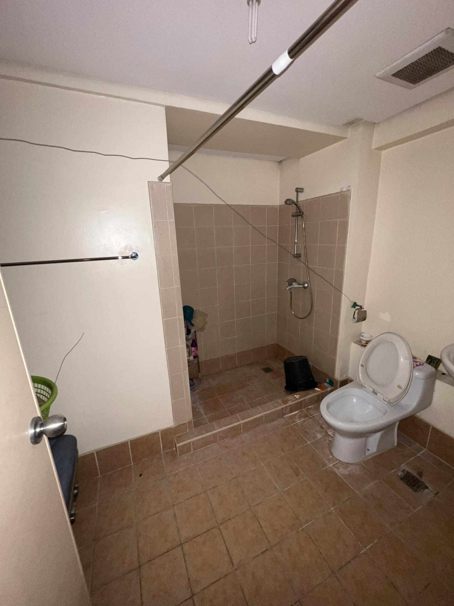 𝐏𝐑𝐎𝐏𝐄𝐑𝐓𝐘 𝐅𝐎𝐑 𝐒𝐀𝐋𝐄 𝐢𝐧 EAST OF GALLERIA TOPAZ AND RUBY ROAD, SAN ANTONIO, PASIG - Media Image Asset Panel Sub-No 12