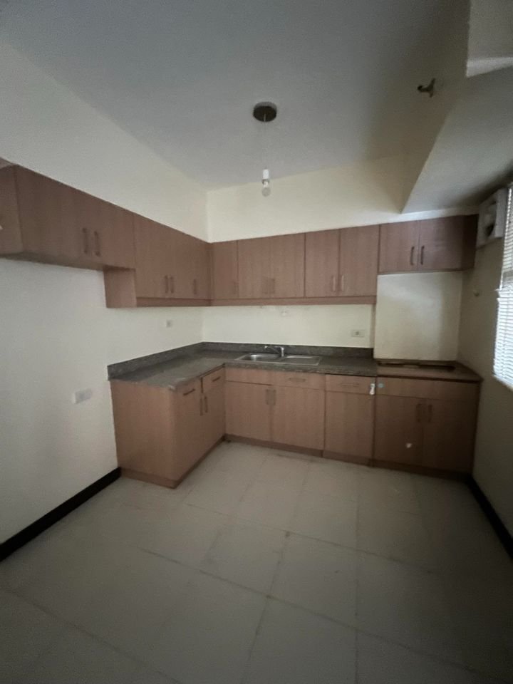 𝐏𝐑𝐎𝐏𝐄𝐑𝐓𝐘 𝐅𝐎𝐑 𝐒𝐀𝐋𝐄 𝐢𝐧 LEVINA PLACE - AMALTHEA BLDG., BRGY. ROSARIO, PASIG - Media Image Asset Panel Sub-No 8