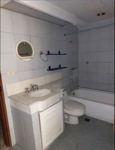 PROPERTY FOR SALE IN  Renaissance 300 Brgy. Ugong, Pasig City - Media Image Asset Panel Sub-No 6