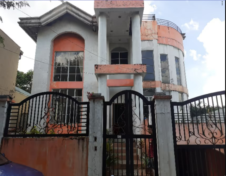 Foreclosed Residential House & Lot For Sale in Caloocan City, Metro Manila (351 sqm Lot Area) - Primary Display View Frame Location in Caloocan City, Metro Manila