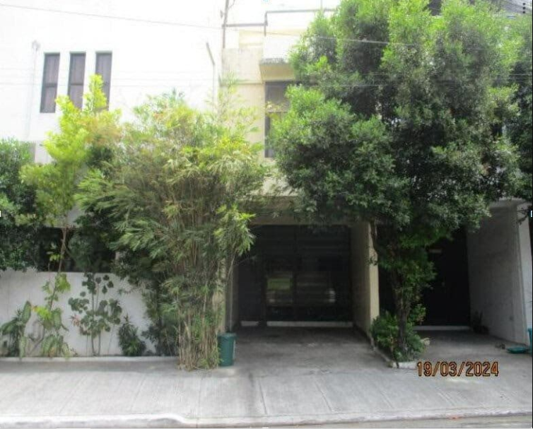 Foreclosed Residential House & Lot For Sale in Las Pinas, Metro Manila (54 sqm Lot Area) - Primary Display View Frame Location in Las Pinas, Metro Manila