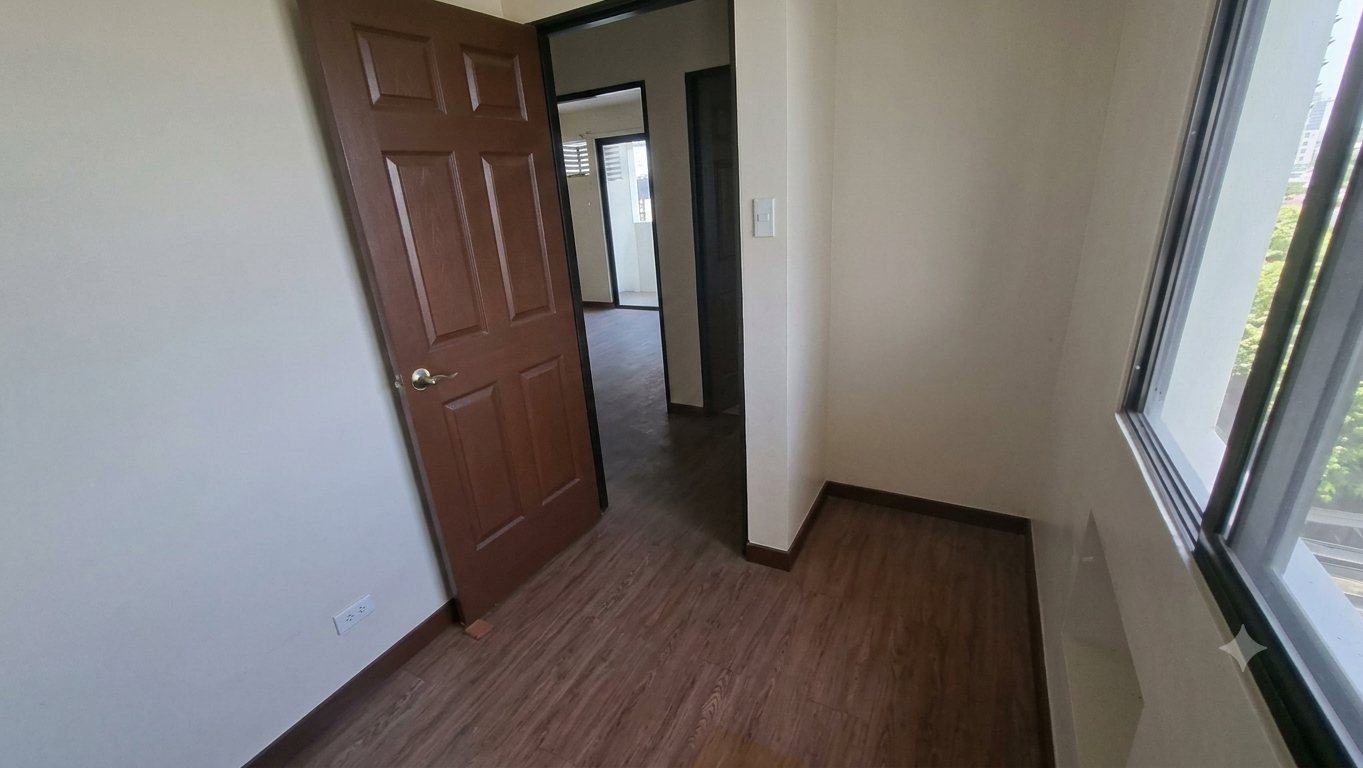 Foreclosed Residential Condominium For Sale in Pasig City, Metro Manila (88 sqm Floor Area) - Media Image Asset Panel Sub-No 4