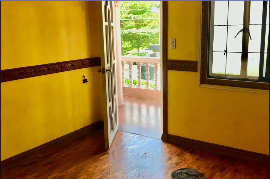 Foreclosed Residential House & Lot For Sale in Bacoor City, Cavite (242 sqm Lot Area) - Media Image Asset Panel Sub-No 4