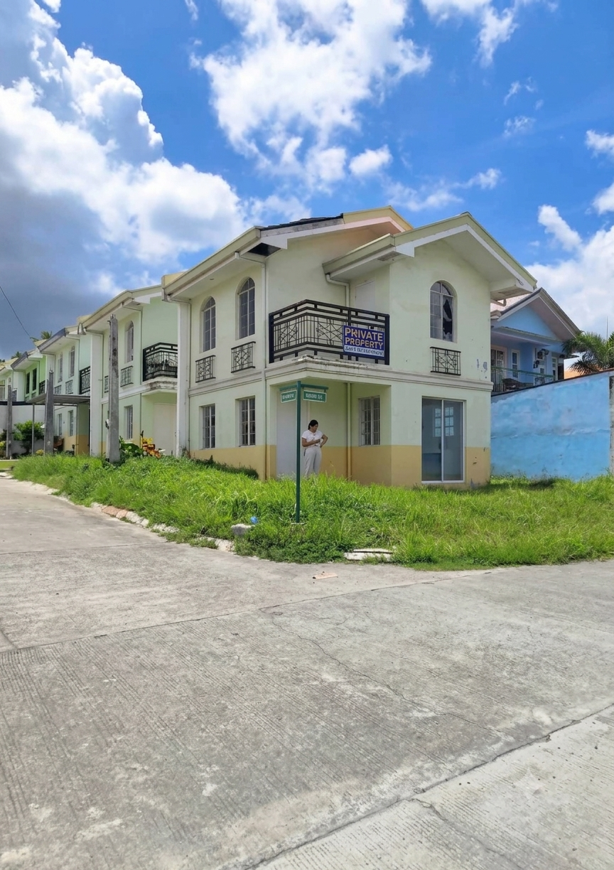 Foreclosed Residential House & Lot For Sale in Lipa City, Batangas (99 sqm Lot Area) - Primary Display View Frame Location in Lipa City, Batangas
